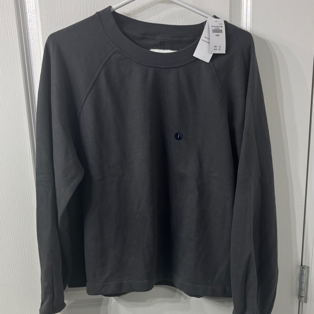 Abercrombie & Fitch NWT Women’s Large Dark Gray Crewneck Cozy Soft AF Sweatshirt